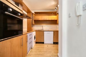 Kitchen - click for photo gallery